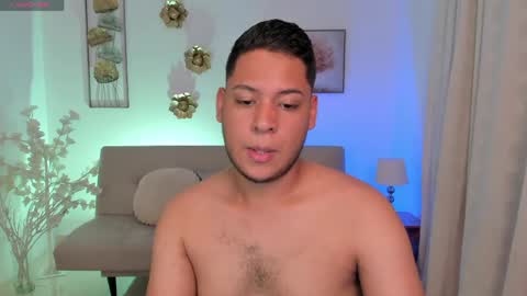 Snapshot of akon_2 chatting on 25, 4, 2026 Akoon online show from 25, 4, 2026