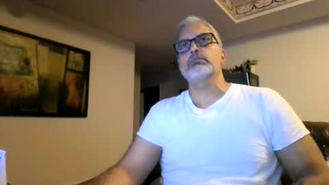 Snapshot of aladdin31673 chatting on 6, 8, 2026 aladdin31673 online show from 6, 8, 2026