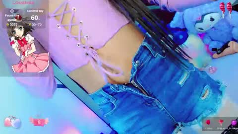 Snapshot of alahia_daboin chatting on 6, 11, 2025 alahia_daboin online show from 6, 11, 2025