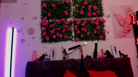 Snapshot of alaia_asuka chatting on 13, 9, 2025 Alaia online show from 13, 9, 2025