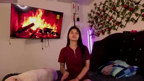 Snapshot of alaia_asuka chatting on 6, 10, 2025 Alaia online show from 6, 10, 2025