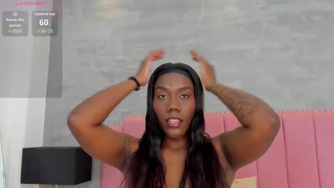 alaia_colins online show from 17, 12, 2025