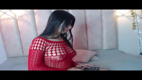 Snapshot of alaiacs chatting on 27, 11, 2025 alaia online show from 27, 11, 2025