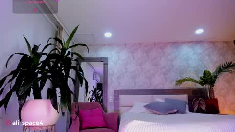 Snapshot of alaiaguerra chatting on 19, 5, 2026 alaiaguerra online show from 19, 5, 2026