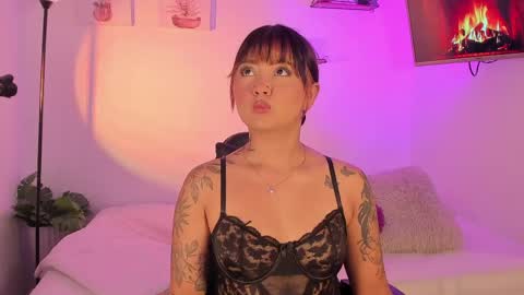   online show from 10, 4, 2026