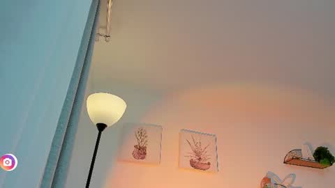 Snapshot of alaiarogerss chatting on 19, 6, 2026 online show from 19, 6, 2026