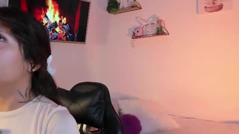 Snapshot of alaiarogerss chatting on 25, 6, 2026 online show from 25, 6, 2026