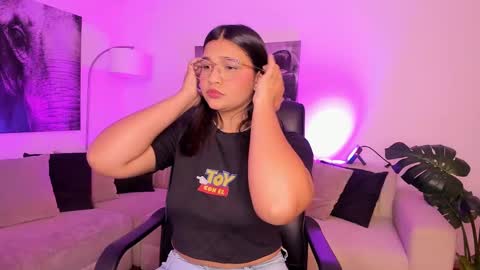 Alaia online show from 21, 2, 2025