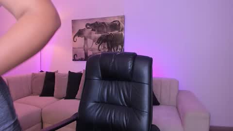 Alaia online show from 28, 11, 2025