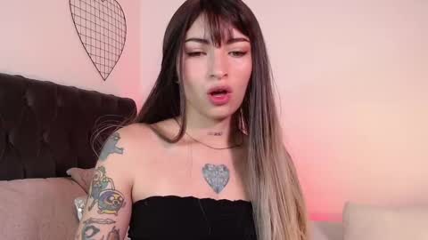 Snapshot of alailayong chatting on 7, 2, 2025 alailayong online show from 7, 2, 2025