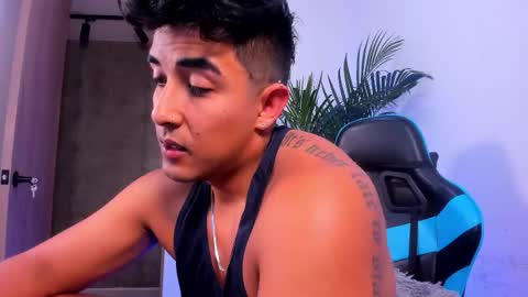 Snapshot of alan_greek_1 chatting on 17, 12, 2025 Alan greek online show from 17, 12, 2025