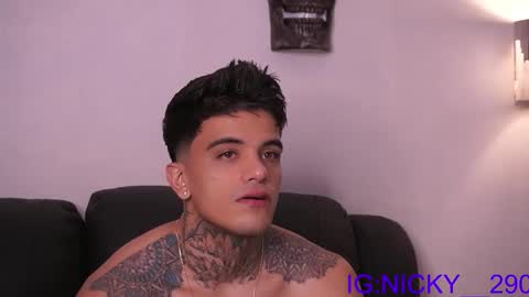 Snapshot of alan_morrys chatting on 8, 11, 2025 alan_morrys online show from 8, 11, 2025