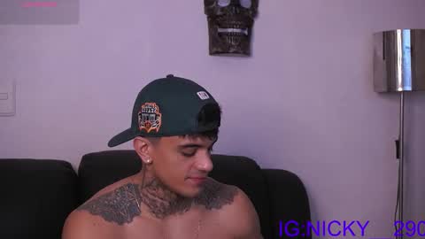 Snapshot of alan_morrys chatting on 12, 11, 2025 alan_morrys online show from 12, 11, 2025