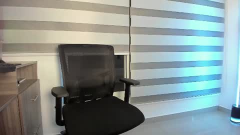 Snapshot of alan_muscle chatting on 15, 7, 2026 Alan online show from 15, 7, 2026
