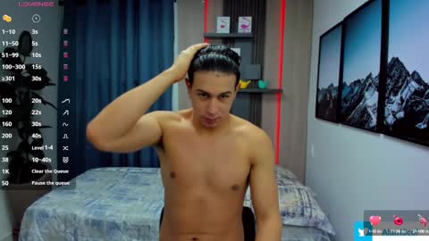 Alan  Kevin can we reach 100 thumbs up please guys  online show from 11, 3, 2025