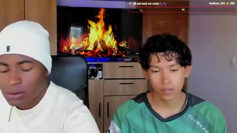 Snapshot of alan_scot chatting on 24, 5, 2026 Alan and Criss - WE JUST FRIENDS WITH BENEFITS BOTH VERS online show from 24, 5, 2026