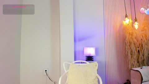 Snapshot of alana__rossetti chatting on 6, 7, 2026 Alana online show from 6, 7, 2026