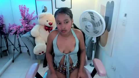 Snapshot of alana_grayy chatting on 11, 7, 2026 Alana online show from 11, 7, 2026