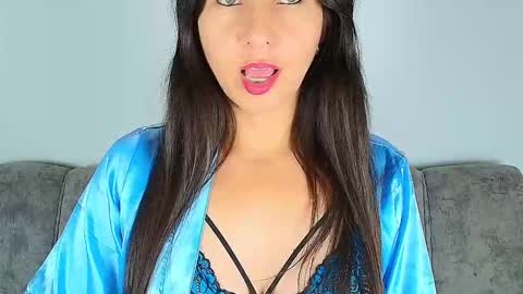 Snapshot of alana_pink95 chatting on 18, 11, 2025 alana_pink95 online show from 18, 11, 2025