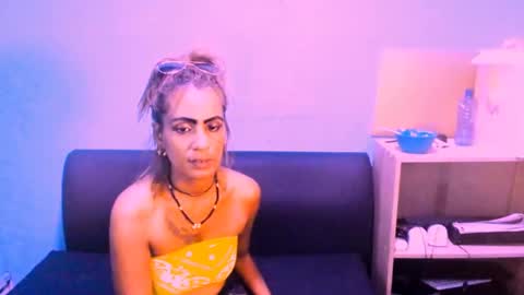 Snapshot of alanadelray chatting on 10, 3, 2025 alanadelray online show from 10, 3, 2025