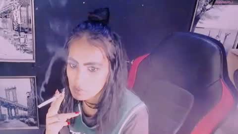 Snapshot of alanadelray chatting on 4, 11, 2025 alanadelray online show from 4, 11, 2025