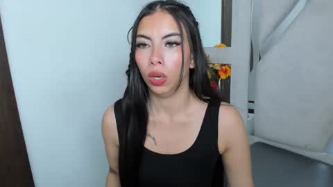 Alana hot online show from 4, 12, 2025