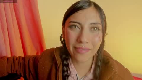 Snapshot of alanalois_ chatting on 22, 5, 2026 ALANA Please follow me online show from 22, 5, 2026