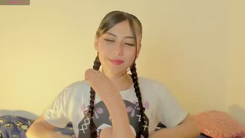 Snapshot of alanalois_ chatting on 29, 7, 2026 ALANA Please follow me online show from 29, 7, 2026