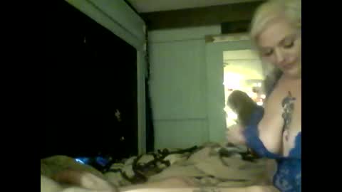 Snapshot of alanasnacks chatting on 15, 11, 2025 alanasnacks online show from 15, 11, 2025