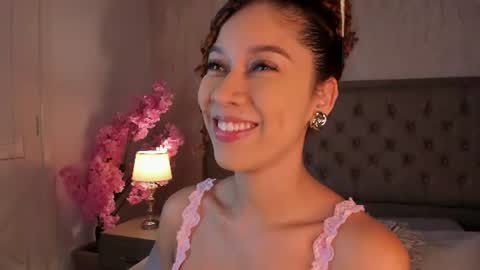 Snapshot of alanaxbrown chatting on 5, 7, 2026 Tell me Alana online show from 5, 7, 2026