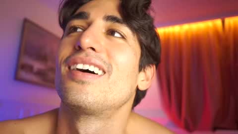 idenavarre online show from 22, 12, 2024