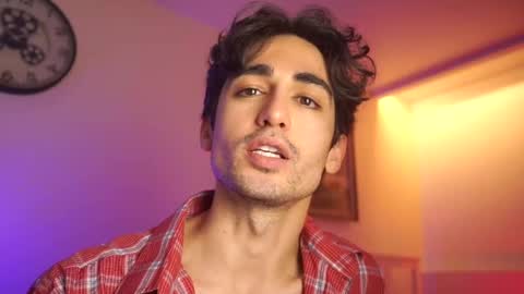 idenavarre online show from 24, 12, 2024