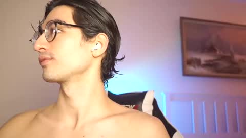 idenavarre online show from 23, 2, 2025