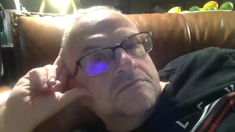 alankrieski1174 online show from 30, 10, 2025