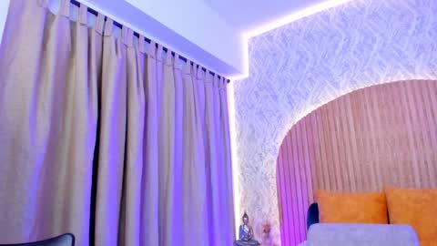 Alanna  online show from 12, 1, 2025