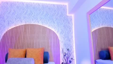 Alanna  online show from 18, 2, 2025