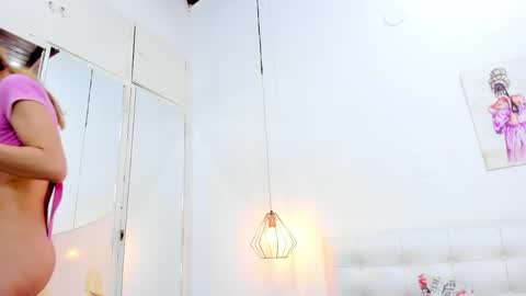 Snapshot of alanna_miaw chatting on 21, 4, 2026 alanna_miaw online show from 21, 4, 2026