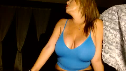 Snapshot of alannarack chatting on 5, 5, 2026 Alanna Rack online show from 5, 5, 2026