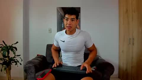 Snapshot of alansex66 chatting on 1, 7, 2026 Alan online show from 1, 7, 2026