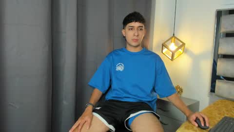 Snapshot of alantaylorr_ chatting on 5, 7, 2026 alantaylorr_ online show from 5, 7, 2026