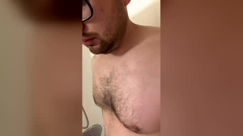 Snapshot of alaparra44 chatting on 6, 2, 2026 alaparra44 online show from 6, 2, 2026