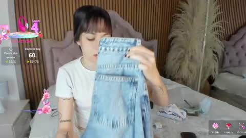 Snapshot of alaskaflowers_ chatting on 28, 6, 2026 Alaska online show from 28, 6, 2026