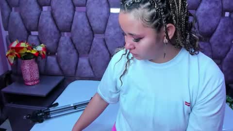 AlaSmith  online show from 5, 12, 2025