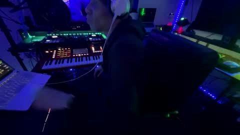 Albinokingcurve online show from 9, 4, 2026