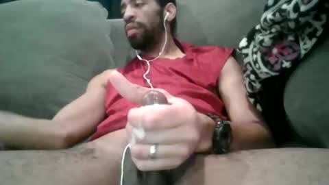 Snapshot of albundy00shoe chatting on 14, 1, 2026 albundy00shoe online show from 14, 1, 2026