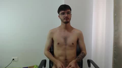 Snapshot of aleex_miller chatting on 16, 9, 2025 aleex_miller online show from 16, 9, 2025