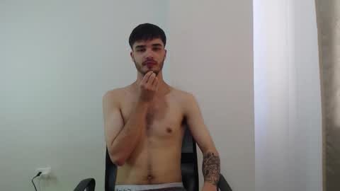 Snapshot of aleex_miller chatting on 20, 9, 2025 aleex_miller online show from 20, 9, 2025