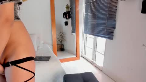 aleexiiaa online show from 19, 12, 2025