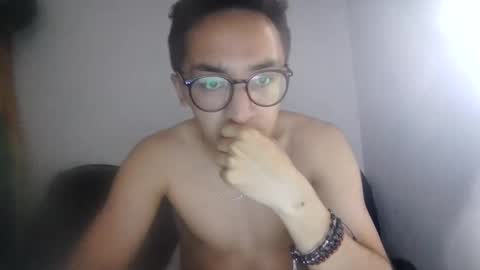 aleexrune online show from 16, 4, 2026