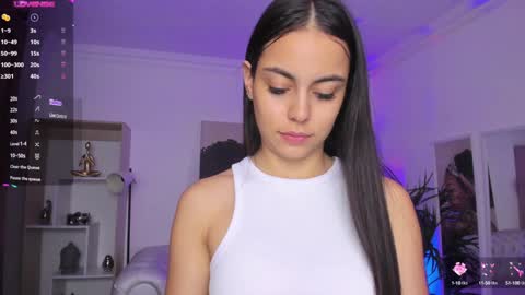 Alejandra online show from 5, 2, 2025